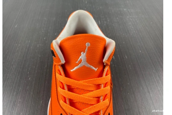 CT8532-801 3 Air Jordan 